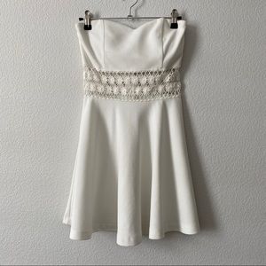 Strapless flowy dress